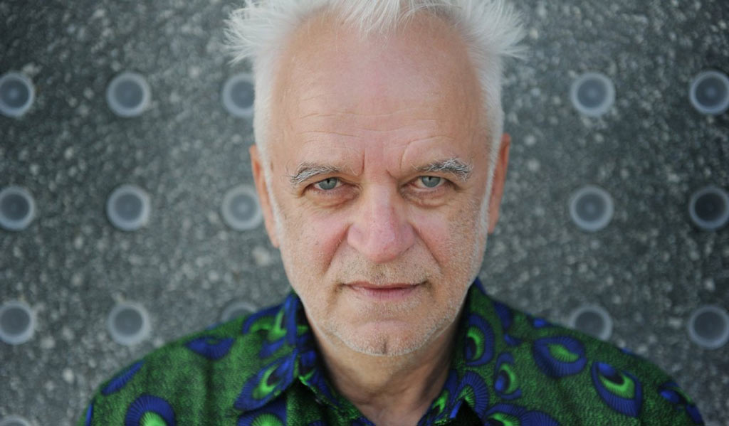 Mord, Asphalt und ein Hauch von Poesie (Text)